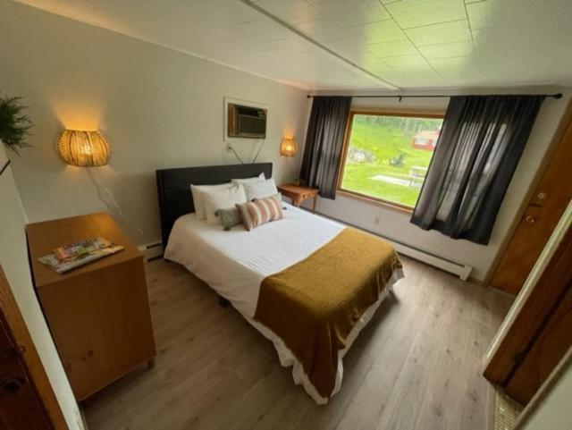 Berkshire Valley Inn North Hancock Extérieur photo