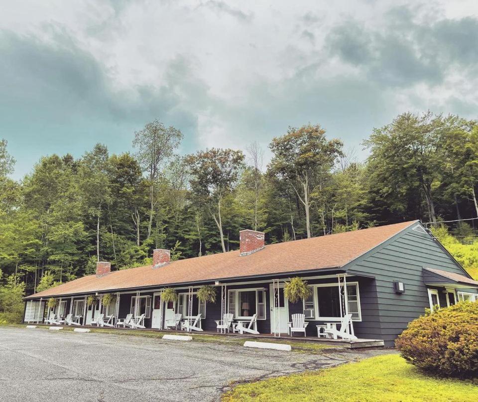 Berkshire Valley Inn North Hancock Extérieur photo